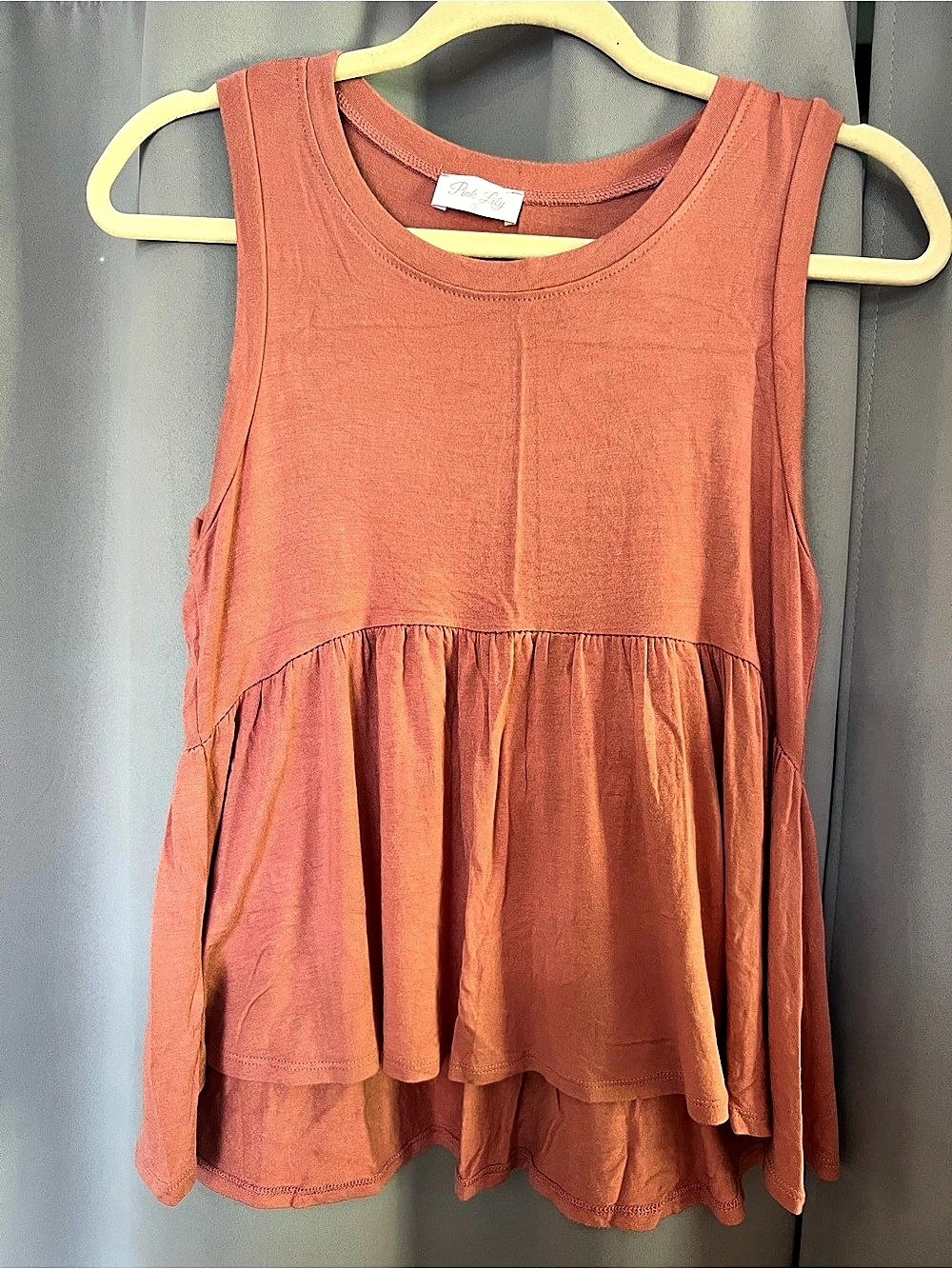 Pink Lily Women's Coral Peplum Tank Top, Like New